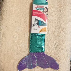 NWT ~ Kong Play Spaces SeaQuins Catnip Toy Color: Teal